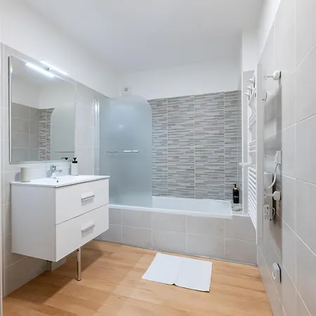 Vieil 82 M2 With Secured Private Parking 3 Lägenhet *