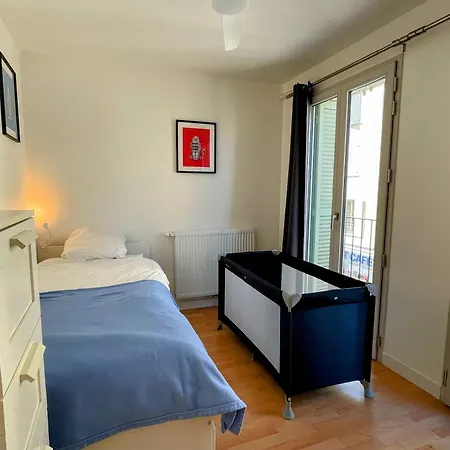 Vieil Beachside Apartment: Brand New With Parking * Antibes